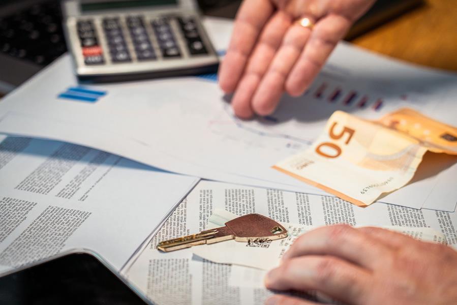 Maison à vendre sans offre : faut-il baisser le prix ?